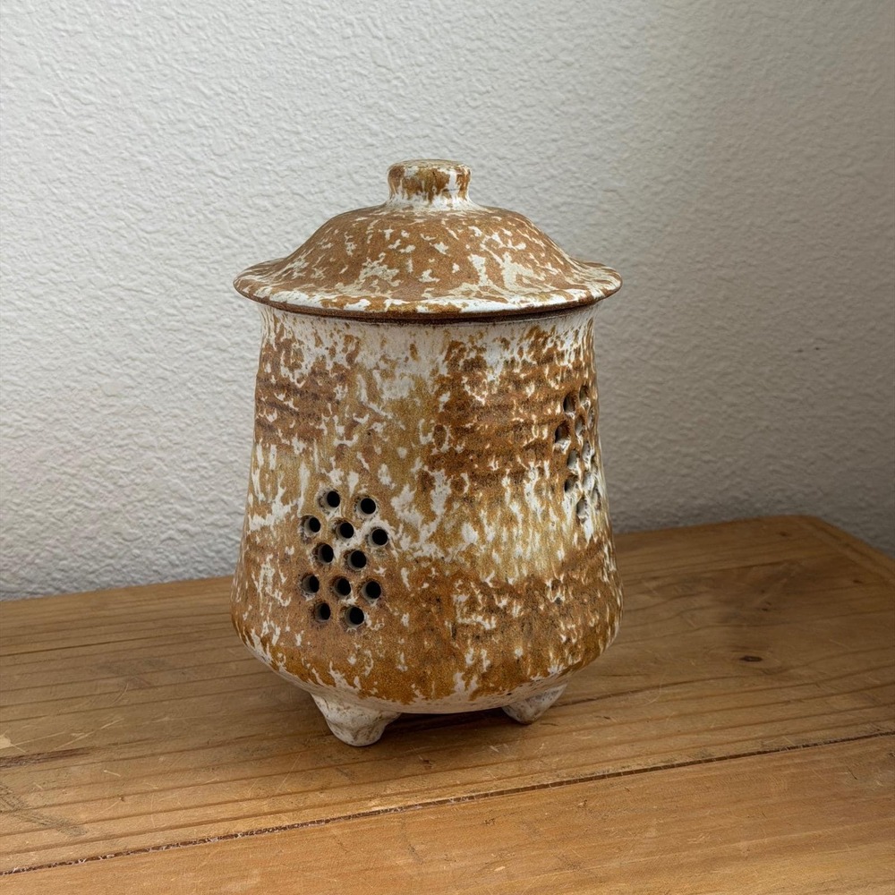 Wabi Sabi Garlic Keeper Lidded Stoneware Jar Signed Studio Pottery‎ Handmade